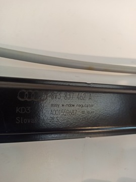 AUDI A3 8V ZVEDÁK OKNO PRAVÝ PŘEDNÍ 8V3837462A