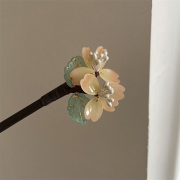Fairy Vintage Luxury Elegant Flower Wood Chin