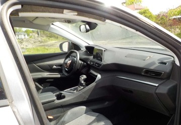 Peugeot 3008 II Crossover 1.2 PureTech 130KM 2019 Peugeot 3008 Okazja 1.2 Benzyna 130KM, zdjęcie 16