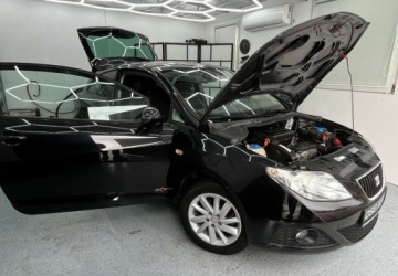 Seat Ibiza IV 2011 Seat Ibiza 1.4 benzyna MPI Super stan Serwisowany 1.4 Benzyna 83KM, zdjęcie 31