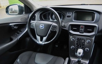 Volvo V40 II Cross Country D2 115KM 2013 Volvo V40 GWARANCJA, LIFT, Panorama, Nawigacja, City Safety, Ladnie utrzym, zdjęcie 10