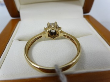 Złoty pierścionek 3,14g R.18 585 Komis 66