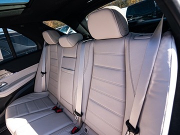 Mercedes GLE V167 SUV Facelifting 3.0 450d 367KM 2025 MERCEDES-BENZ GLE 450 d 4-Matic AMG Line 3.0 (367KM) 2025, zdjęcie 22