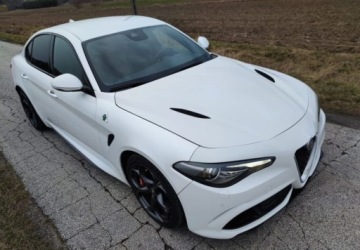 Alfa Romeo Giulia II Sedan 2.9 V6 510KM 2017 Alfa Romeo Giulia Alfa Romeo Giulia 2.9 V6 Bi-Turbo AT8 Quadrifoglio 2.9, zdjęcie 1