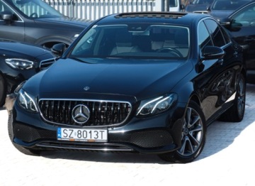 Mercedes Klasa E W213 Limuzyna Plug-in Facelifting 2.0 300e 320KM 2020 Mercedes E300e 320 koni Sedan Burmester Szyber Webasto Kamera Avantgarde, zdjęcie 23
