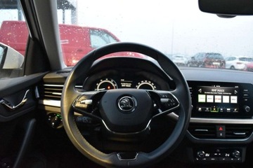 Skoda Kamiq Crossover 1.0 TSI 110KM 2021 Skoda Kamiq SalonPL Style 110KM Kessy Kamera Smartlink FULL LED Kamera ACC, zdjęcie 11