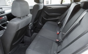 BMW X1 E84 Crossover sDrive18d 143KM 2012 BMW X1 2.0D 143KM Alu Clima Pdc Serwis 2.0 Diesel 143KM, zdjęcie 20