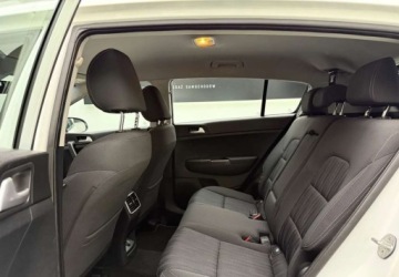 Kia Sportage IV SUV 1.6 GDI 132KM 2017 Kia Sportage Kia Sportage 1.6 GDI 2WD SPIRIT 1.6 Benzyna 132KM, zdjęcie 23