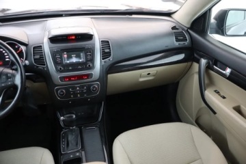 Kia Sorento II SUV Facelifting 2.2 CRDi 197KM 2012 Kia Sorento 2.2 CRDi, Salon Polska, Serwis ASO, zdjęcie 7