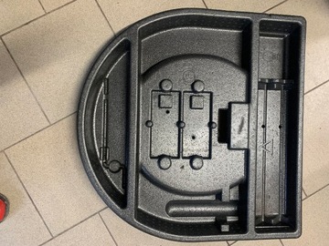 STYROPIAN WKŁAD KOŁA ZAPAS PEUGEOT 3008 9685414280