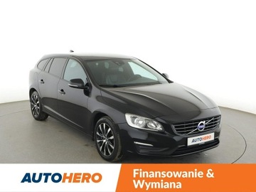 Volvo V60 I Kombi Facelifting 2.0 D2 DRIVE-E 120KM 2016 Volvo V60 2.0D Dynamic Edition Klima Nawigacja, zdjęcie 9