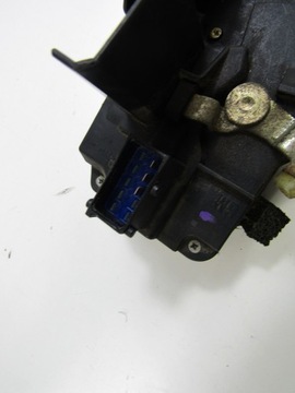 SAAB 95 9 5 I YS3E ZÁMEK PŘEDNÍ PRAVÝ 05-10 KOMBI 2FL