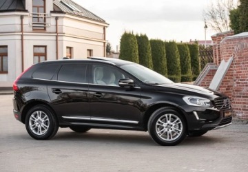 Volvo XC60 I SUV Facelifting 2.0 D4 DRIVE-E 190KM 2015 Volvo XC 60 D4 190KM SUMMUM Xenon Skora Navi Virtual Panorama El.Klapa Ful, zdjęcie 2