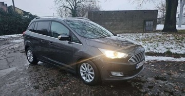 Ford C-MAX II Grand C-MAX Facelifting 1.5 TDCi 120KM 2017 Ford Grand C-MAX Bardzo dobry stan samochodu 1.5 Diesel 120KM
