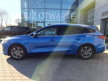 Ford Focus IV Kombi Facelifting 1.0 EcoBoost 125KM 2024 Ford Focus SW Ford Focus 1.0 EcoBoost 125KM TitaniumPakiet Winter Salon PL, zdjęcie 4