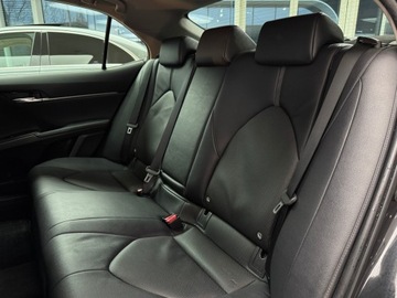 Toyota Camry IX Sedan 2.5 Hybrid Dynamic Force 218KM 2022 Toyota Camry Executive / Tempomat ACC / Elektryczn, zdjęcie 10