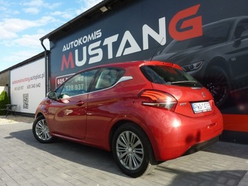 Peugeot 208 I Hatchback 5d Facelifting 1.2 PureTech 82KM 2016 Peugeot 208 ALLURE*Benzyna, zdjęcie 5