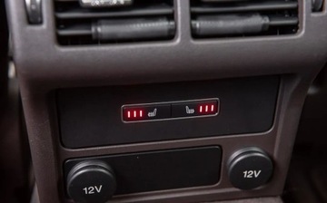 Jaguar XF II Sedan 2.0 i4D 180KM 2016 Jaguar XF XF 2.0D 180KM Full Pano LEdy Skora Camera Navi Full ASO 2.0, zdjęcie 28