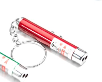 ЛАЗЕРНЫЙ ФОНАРИК 2В1 ИГРУШКА-БРЕЛОК ДЛЯ КОШКИ-ПОЙНТЕРА