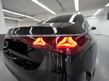 Mercedes Klasa E W214 Sedan 2.0 220d 197KM 2025 E Klasa 220 d 4-Matic AMG 2.0 (197KM) 2025, zdjęcie 6