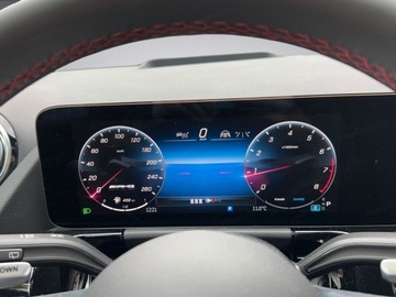 Mercedes GLA II Off-roader AMG Facelifting 2.0 35 306KM 2025 MERCEDES-BENZ GLA AMG 35 4-Matic Suv 2.0 (306KM) 2025, zdjęcie 7