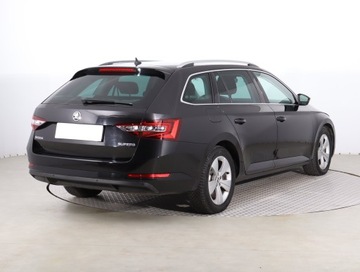 Skoda Superb III Kombi 2.0 TDI 150KM 2017 Skoda Superb 2.0 TDI, Salon Polska, Xenon, zdjęcie 4