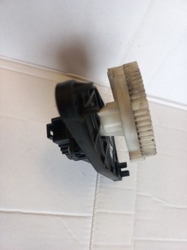 FIAT DOBLO II MOTOREK RADIÁTORU A21200800