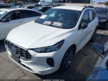 Ford Escape III 2023 Ford Escape St-Line 2023 2.5 Hybryda 163KM, zdjęcie 1