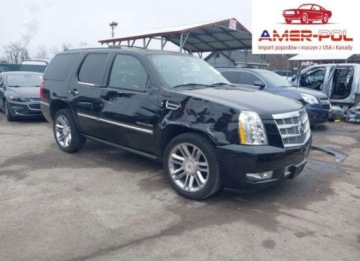 Cadillac Escalade III 2014 Cadillac Escalade Platinum 2014 6.2 Benzyna 403KM