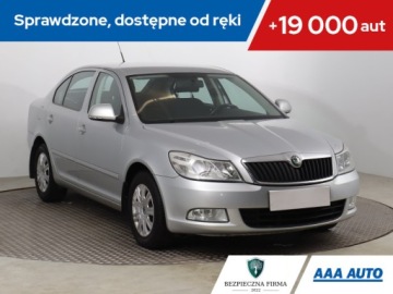 Skoda Octavia II Hatchback Facelifting 1.4 TSI 122KM 2010 Skoda Octavia 1.4 TSI, Salon Polska, Serwis ASO
