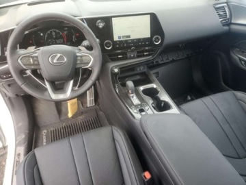 Lexus NX II 2025 Lexus NX 350 Luxury 2025 2.4 Benzyna 275KM, zdjęcie 8