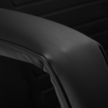 557А косметический стул с черными подносами