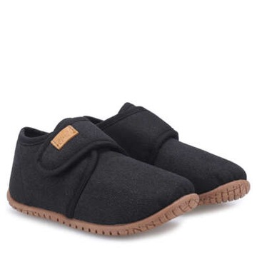 EMEL 100-11 BUTY PANTOFLE KAPCIE CIAPKI PAPCIE r.26