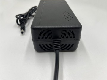 Адаптер питания 54,6 В 48 В 2A 13S Литий-ионное зарядное устройство для электрического велосипеда