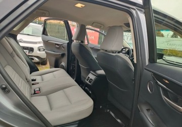 Lexus NX I SUV 300h 197KM 2015 Lexus NX Salon POLSKA Ladny GWARANCJA Zobacz 2.5 Hybryda 197KM, zdjęcie 19