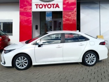 Toyota Corolla XII Sedan Facelifting 1.8 Hybrid 140KM 2025 Od ręki - Comfort 1.8 Hybrid 140KM | Tempomat adaptacyjny!, zdjęcie 2