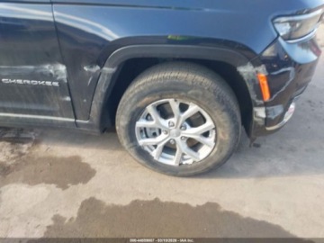 Jeep Grand Cherokee V 2023 Jeep Grand Cherokee 2023 JEEP GRAND CHEROKEE L LIMITED 4X4 3.6 Benzyna, zdjęcie 11
