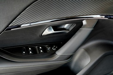 Peugeot 2008 II SUV 1.5 BlueHDi 130KM 2023 Peugeot 2008 GT skóra BLIS nawi parktronik FUL, zdjęcie 22