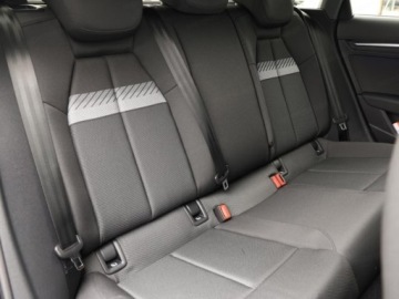 Audi A3 8Y Sportback Facelifting 1.5 35 TFSI 150KM 2025 AUDI A3 35 TFSI S Line Sedan 1.5 (150KM), zdjęcie 13