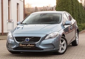 Volvo V40 II Cross Country D2 115KM 2013 Volvo V40 1.6 D2 115KM Alu Pdc Hak Full Serwis Gwarancjia 1.6 Diesel, zdjęcie 4