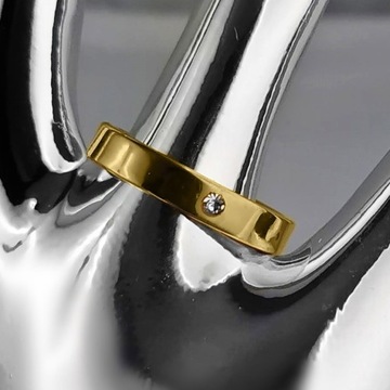 КО21 ЗОЛОТЫЕ ОБРУЧАЛЬНЫЕ КОЛЬЦА ЦИРКОНИЙ ПАРА СТАЛИ 316