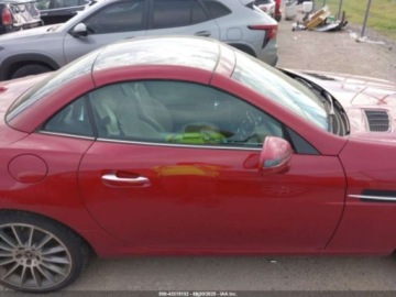 Mercedes SLC 2020 Mercedes-Benz SLC 300 2020 2.0l 2.0 Benzyna 241KM, zdjęcie 6