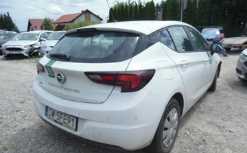 Opel Astra K Hatchback 5d 1.4 Turbo 125KM 2019 Opel Astra K 2019r, Salonowa, 1.4 Benzyna, Uszkodzony przod. VAT 23 1.4, zdjęcie 4