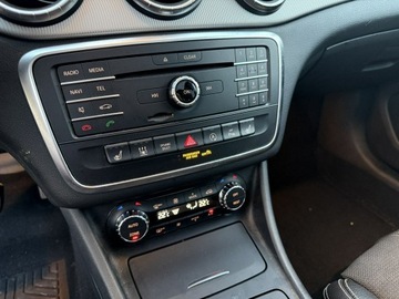 Mercedes CLA C117 Shooting Brake 2.0 250 211KM 2016 Mercedes CLA 250 4MATIC 210KM Bogate wyposażenie, zdjęcie 11