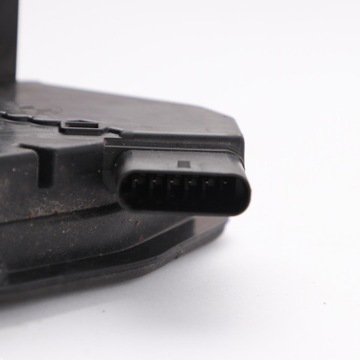 BMW F40 ZÁMEK DVEŘE ZADNÍ PRAVÝ 7956152
