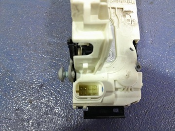 MERCEDES E W212 ZÁMEK DVEŘE PŘEDNÍ PRAVÝ 8 PIN UK A0997200635