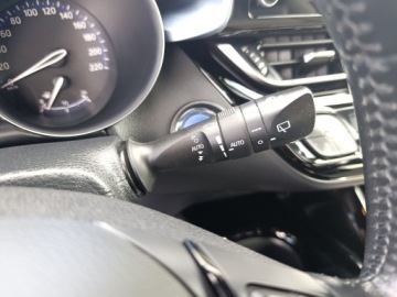 Toyota C-HR I Crossover Facelifting 2.0 Hybrid Dynamic Force 184KM 2019 Toyota C-HR 2.0 Hybrid Selection Toyota C-HR 2.0 H, zdjęcie 37