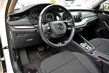 Skoda Octavia IV Liftback 1.5 TSI EVO 150KM 2021 Škoda Octavia Skoda Octavia Bezwypadkowy / Salon, zdjęcie 9