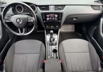 Skoda Octavia III Kombi Facelifting 2.0 TDI 184KM 2020 Skoda Octavia 4x4 2.0 TDI 184KM Style Kamera Czujniki Led Climatronic Podg, zdjęcie 16