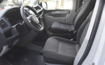 Volkswagen Caravelle T6 Transporter 2.0 TDI 102KM 2016 Volkswagen Transporter Volkswagen Transporter 2.0 Diesel 102KM, zdjęcie 21